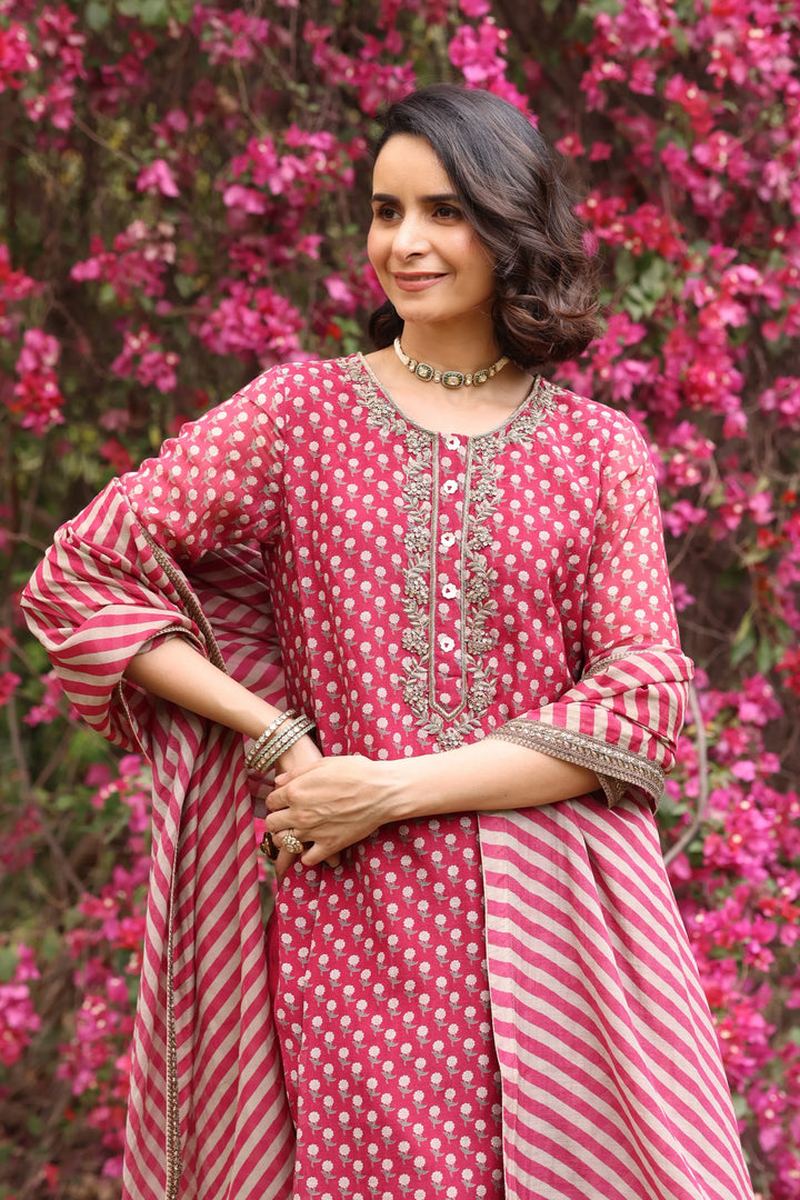 Red Anargul Kurta Set