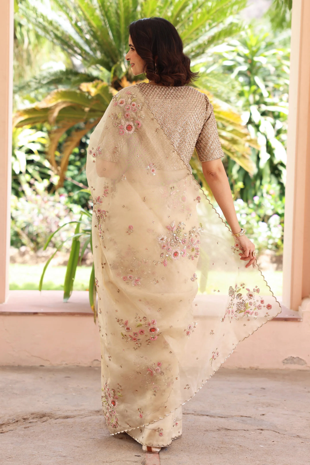 Gold Nafees Saree