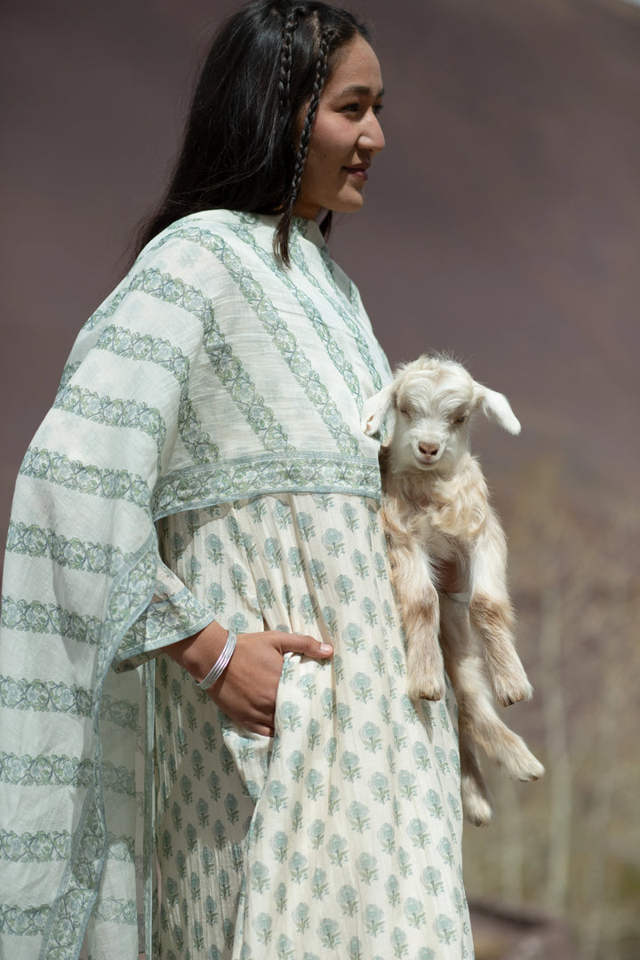White Dafne Kurta Set
