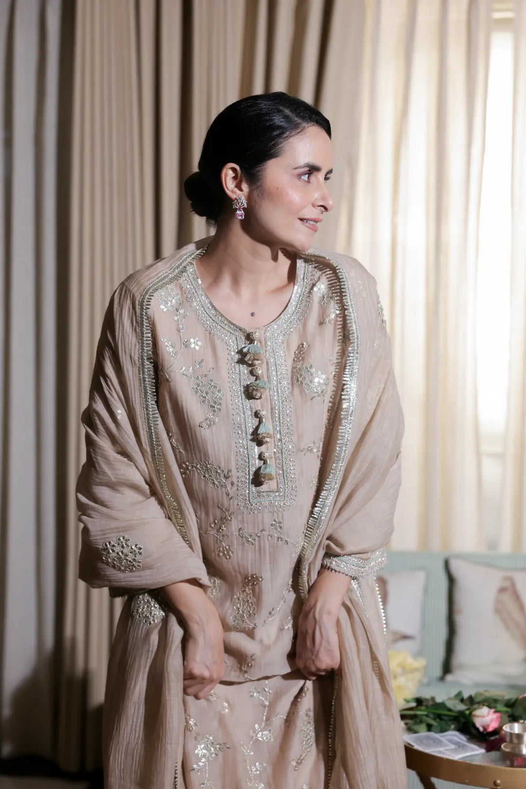 Vrinda Gota Jaal Kurta Set