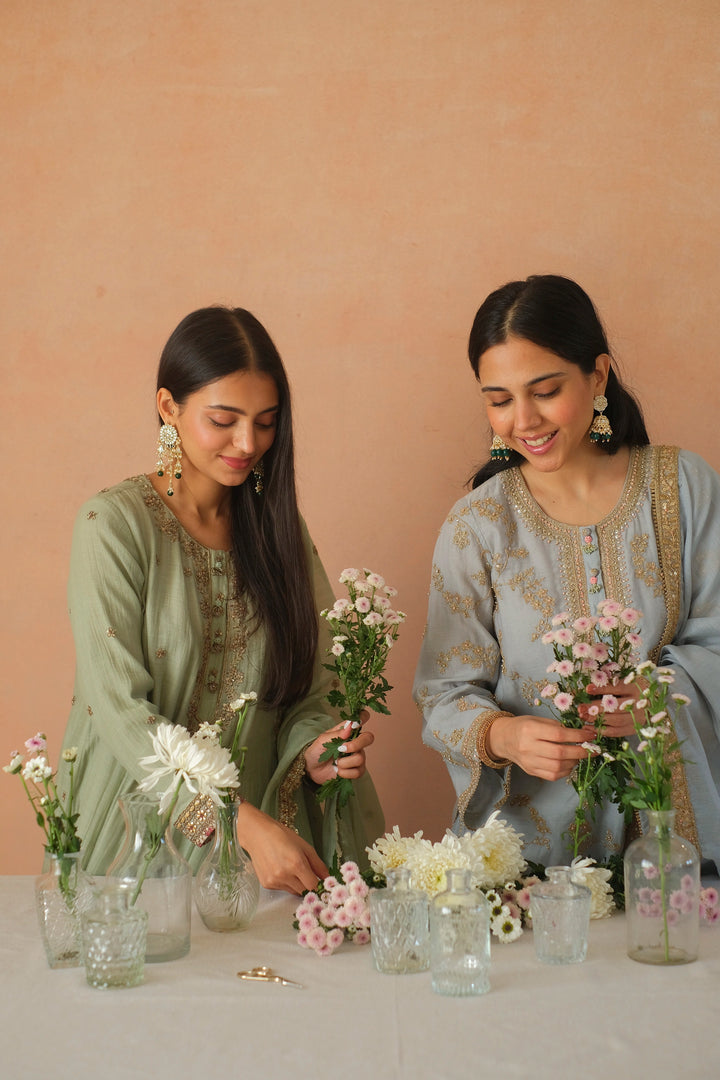 VRINDA DORI KURTA SET