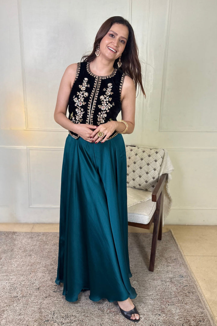 Asmita Noor E Phool Sharara