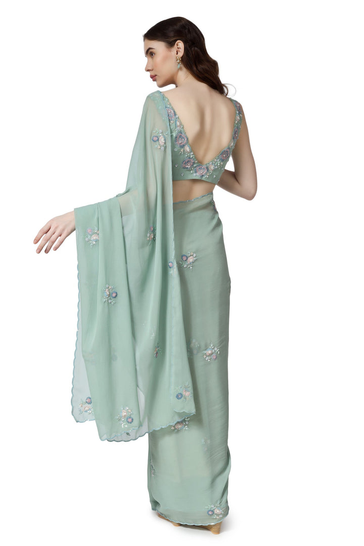 Teal Winter Garden Bunches Saree