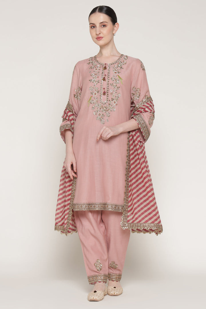 Noor Pink Noor E Summer Kurta Set