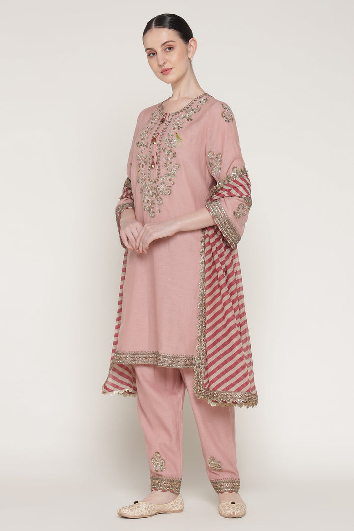 Noor Pink Noor E Summer Kurta Set