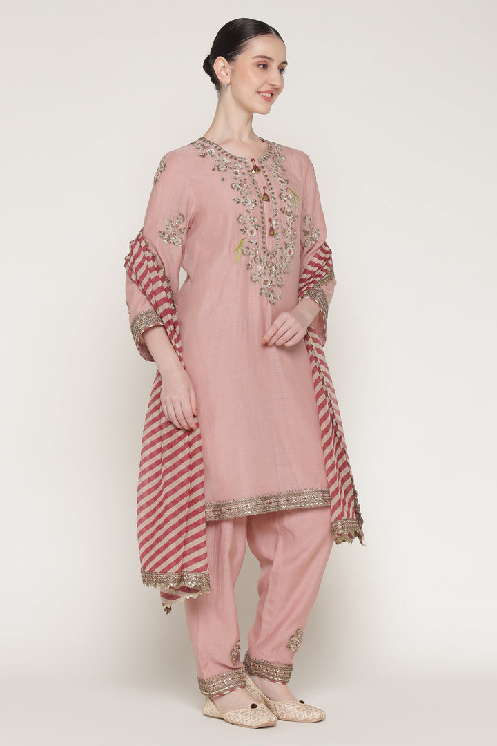 Noor Pink Noor E Summer Kurta Set