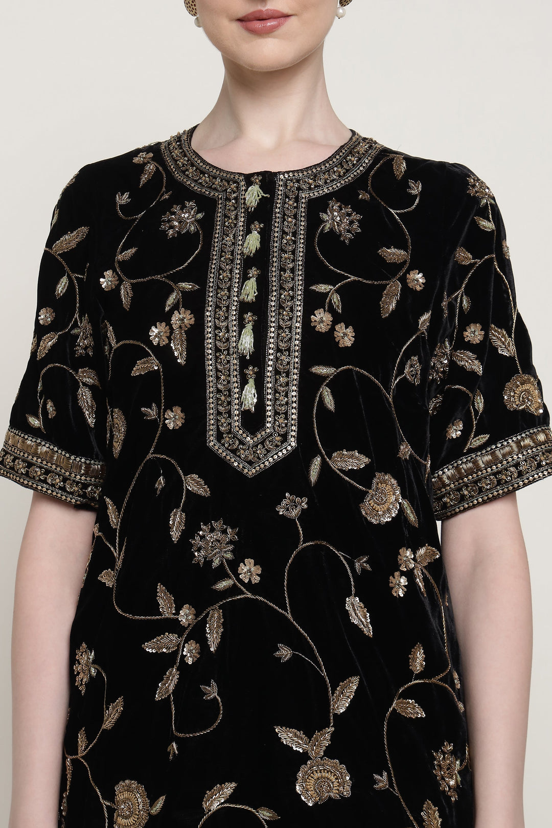 Black Antique Flower Short Kurta Set