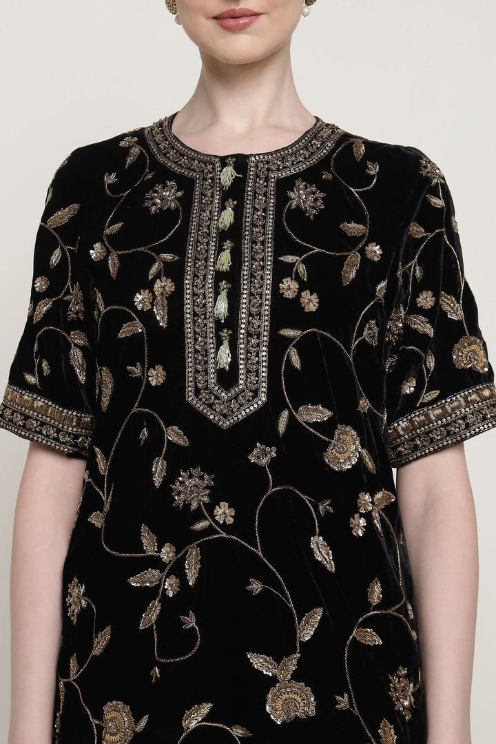 Black Antique Flower Short Kurta Set