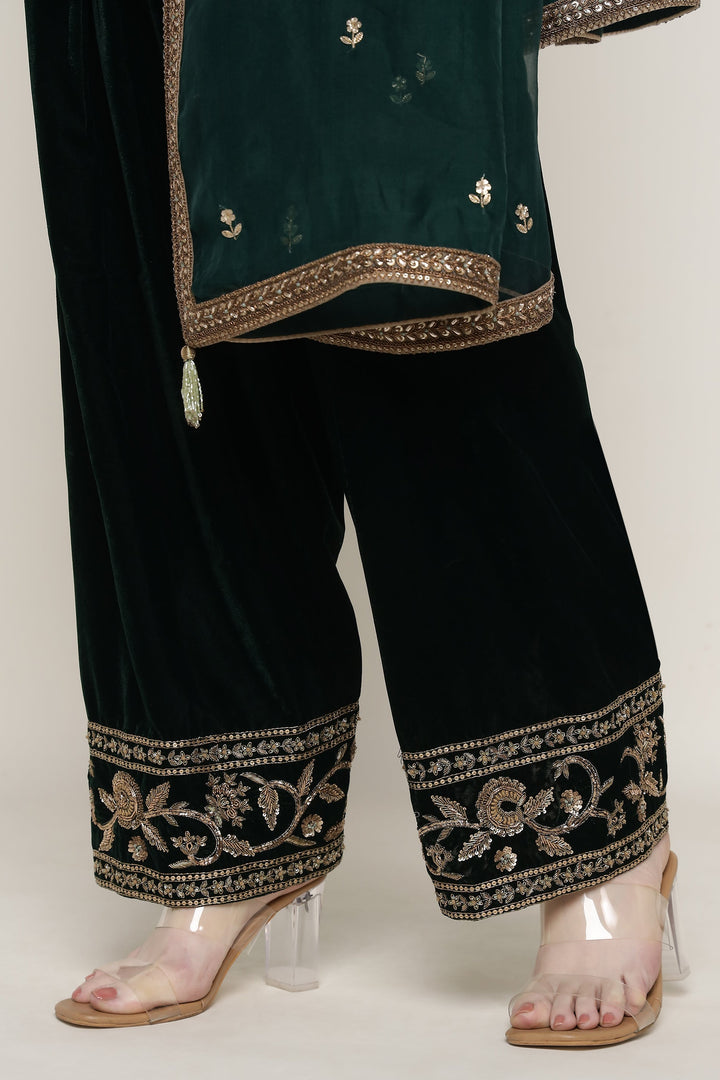 Green Zareen Velvet Kurta Set