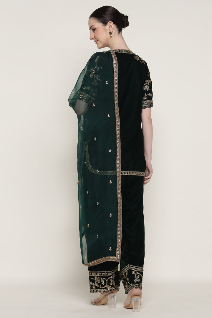 Green Zareen Velvet Kurta Set