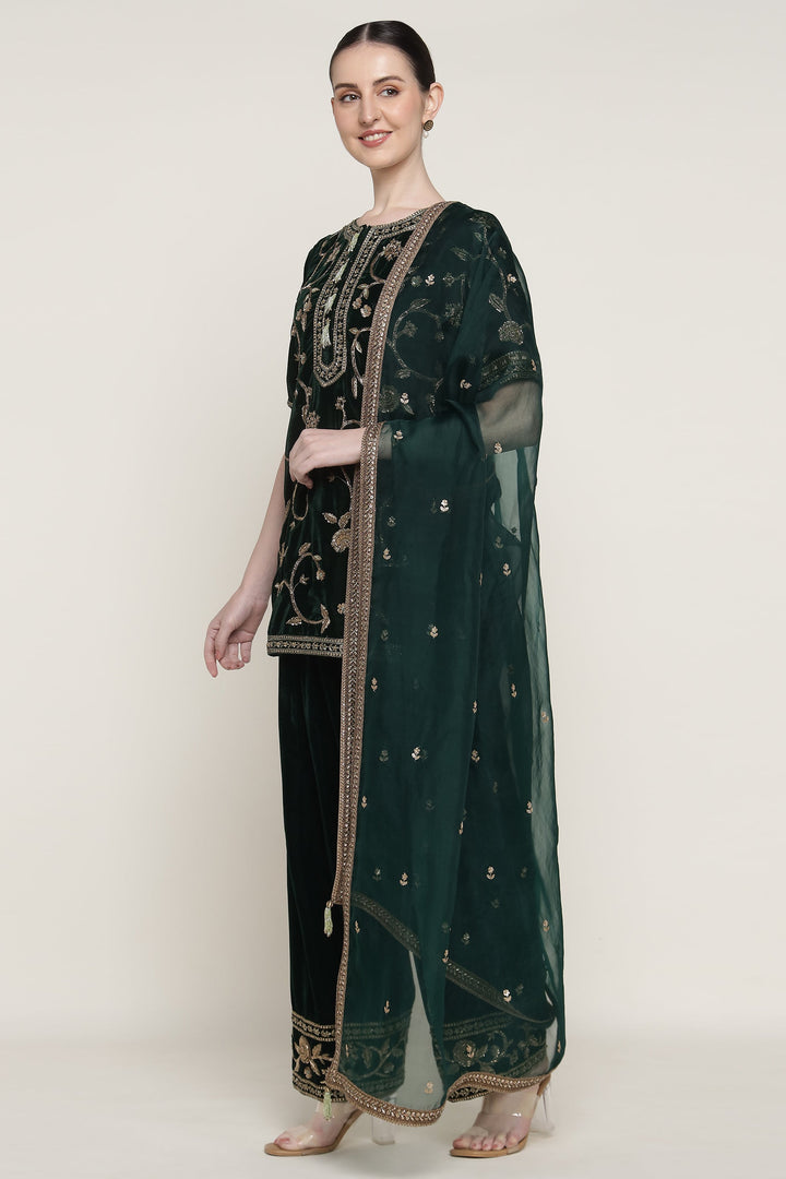 Green Zareen Velvet Kurta Set