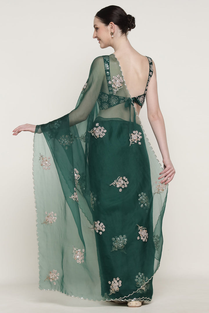 Green Glowing Dandelion Saree