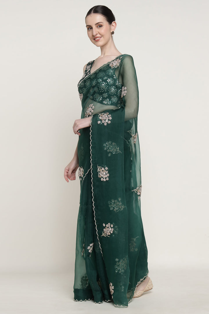 Green Glowing Dandelion Saree