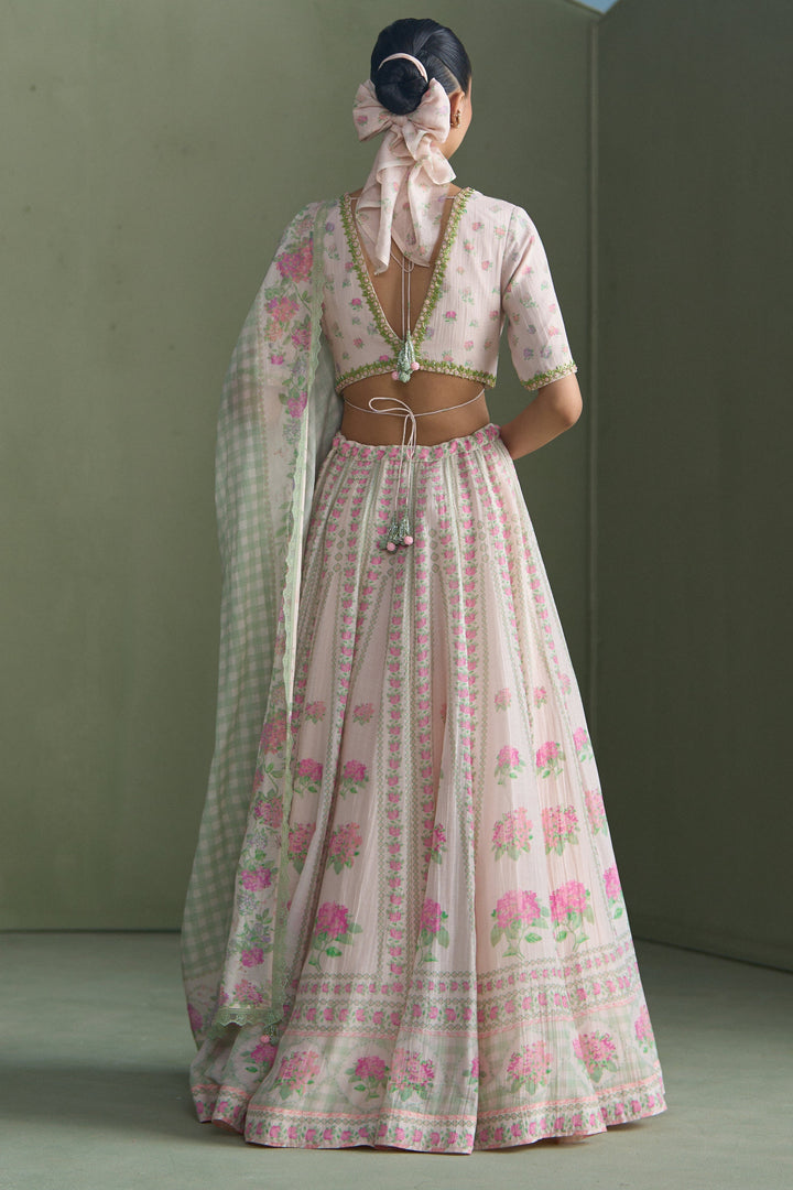 Lucy Lehenga