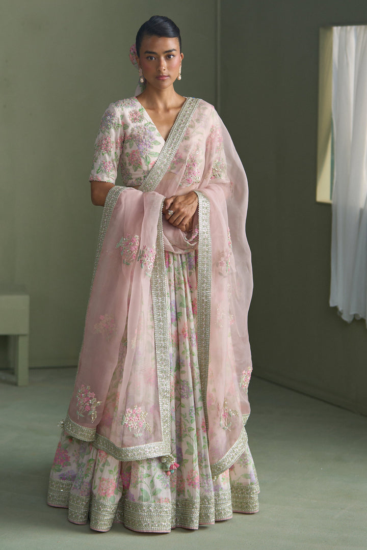 Alice Lehenga