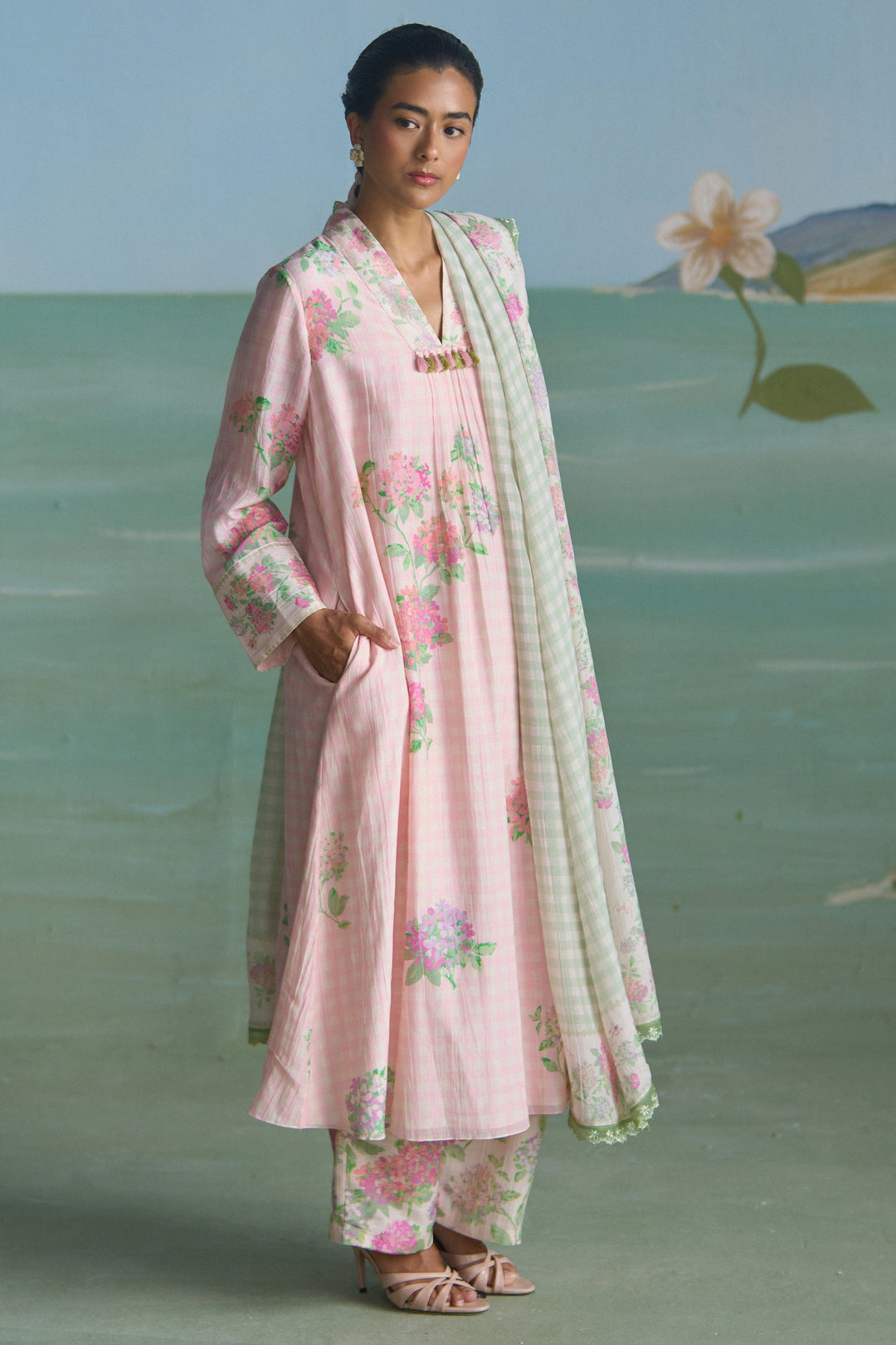 Lucy Kurta Set