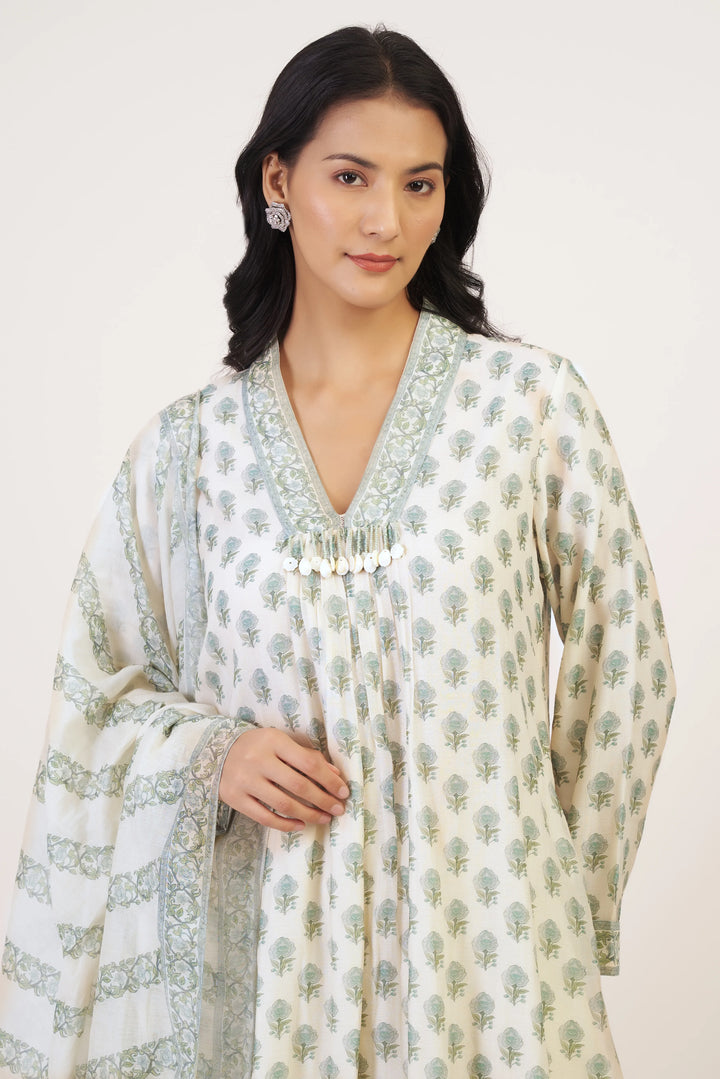 White Dafne Kurta Set