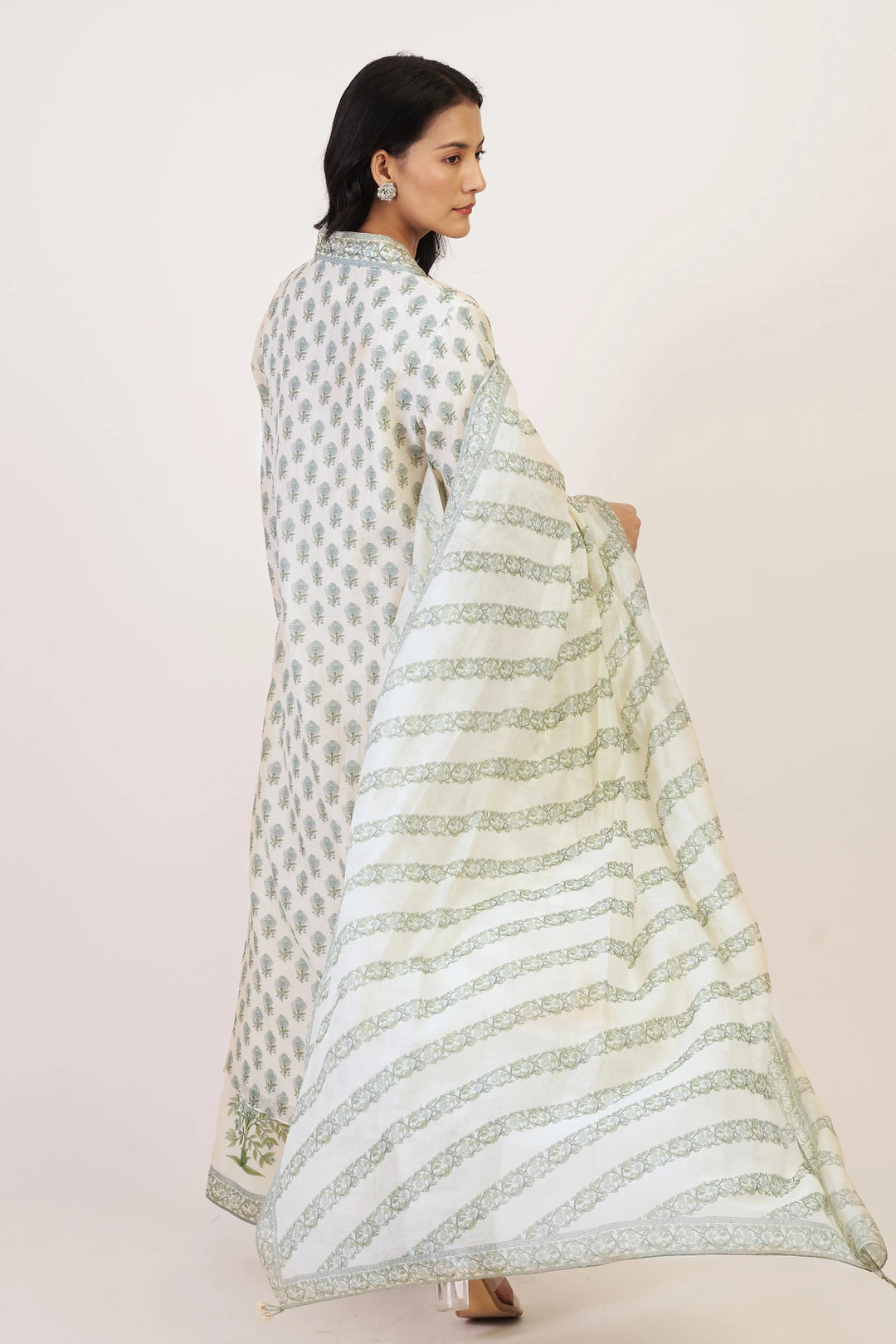 White Dafne Kurta Set