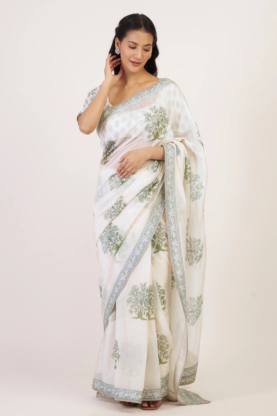 White Ilysia Tree Saree