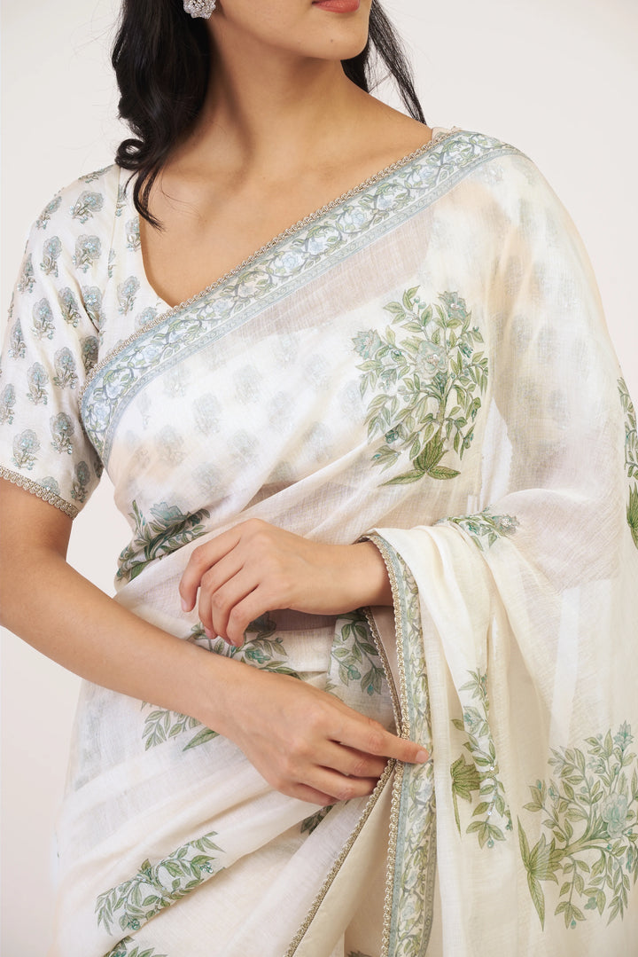 White Ilysia Tree Saree