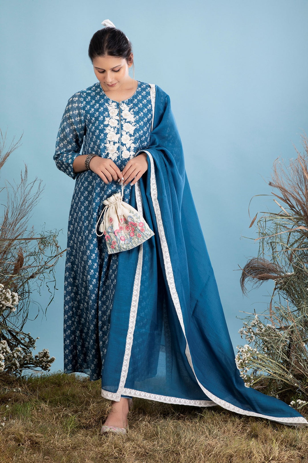 Ambar Blue Dori Embroidery Print Kurta Set for Women